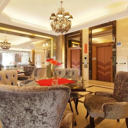 The Metro Hotel טאיצ'ונג מראה חיצוני תמונה