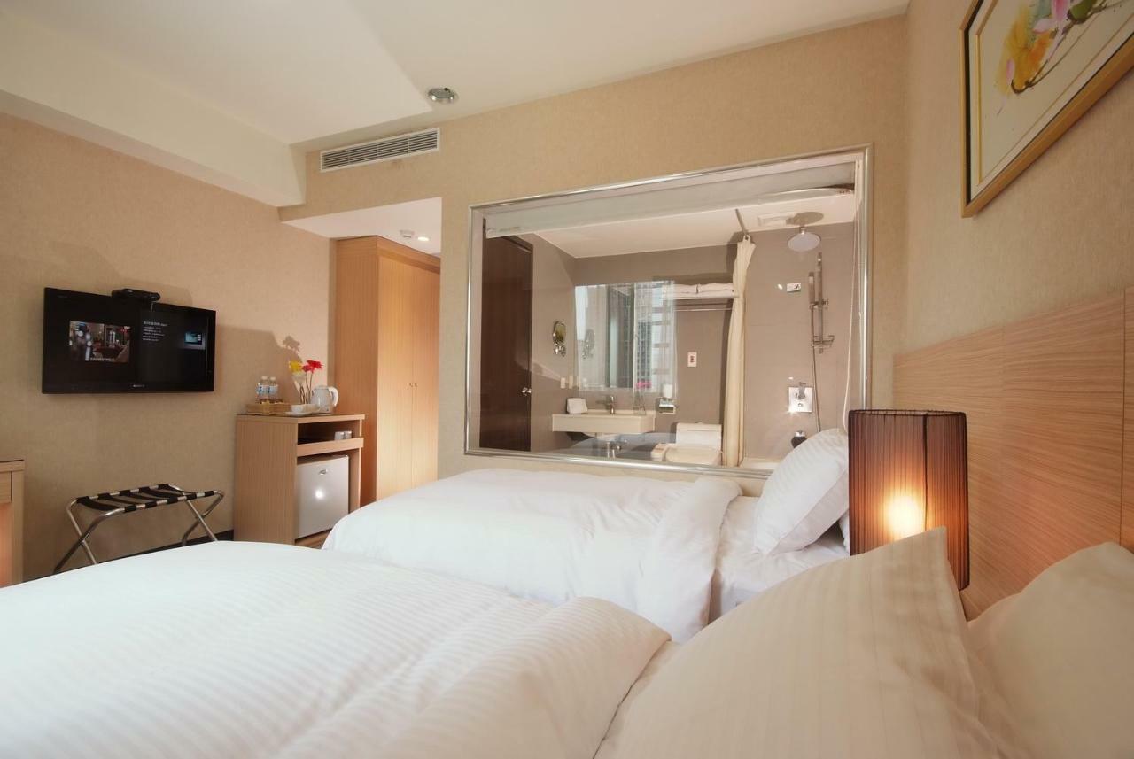 The Metro Hotel טאיצ'ונג מראה חיצוני תמונה