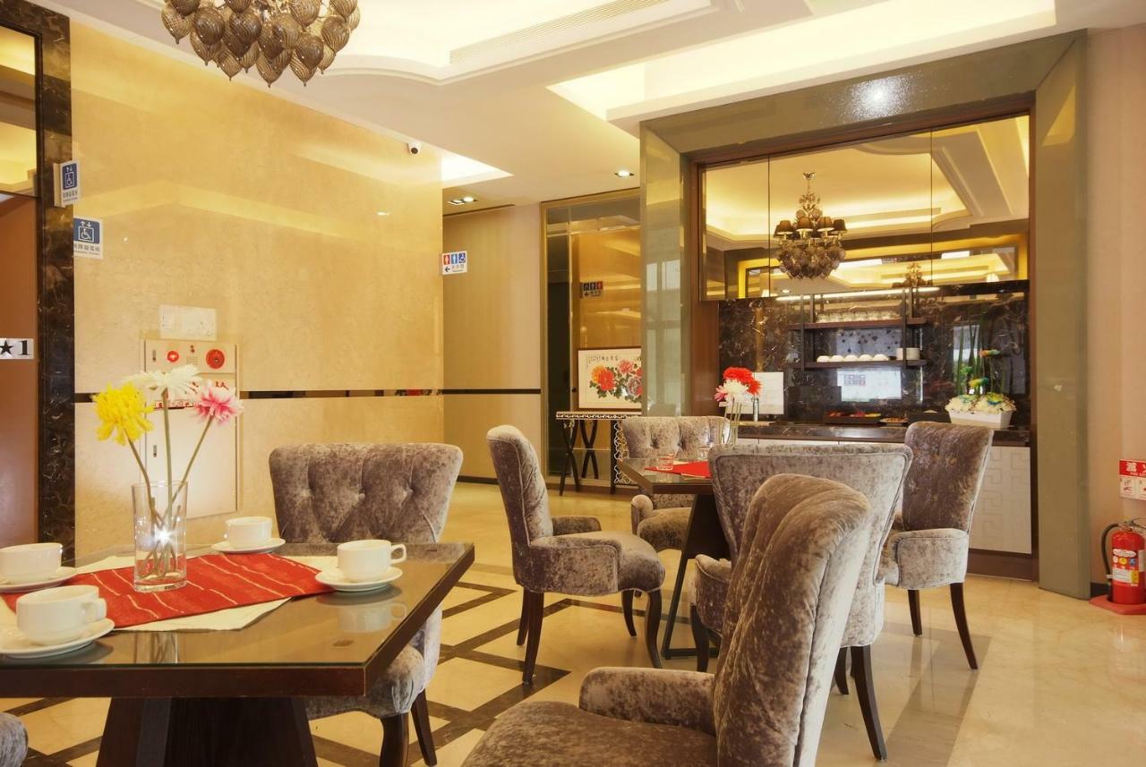 The Metro Hotel טאיצ'ונג מראה חיצוני תמונה